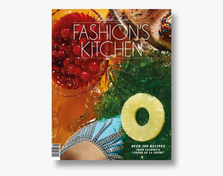 超激安人気Buffalo Zine Fashion\'s Kitchen 100ファッション・レシピ/クリスチャン・ルブタン/JW Anderson/Versace/Dries Van Noten/Roe Ethridge アート写真